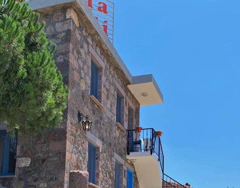 Alterna Koey Evi Guest House Ayvacik ภายนอก รูปภาพ