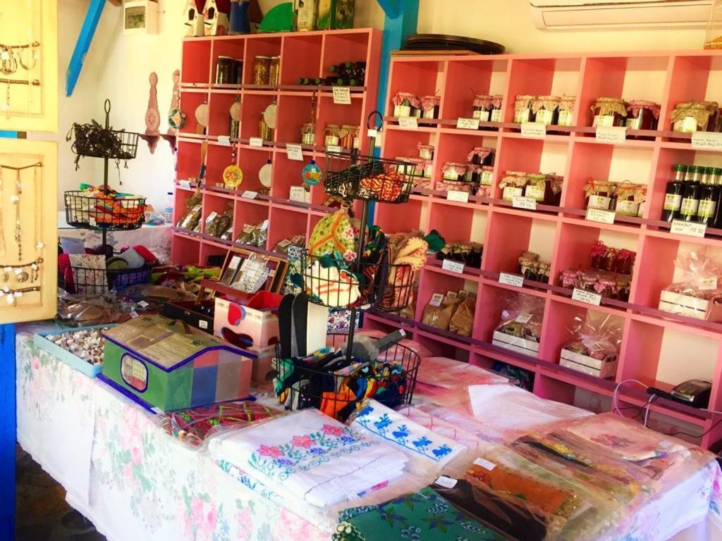 Alterna Koey Evi Guest House Ayvacik ภายนอก รูปภาพ