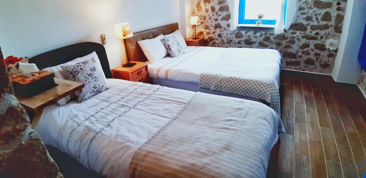 Alterna Koey Evi Guest House Ayvacik ภายนอก รูปภาพ