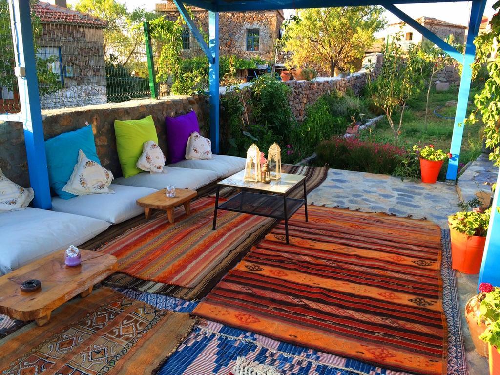 Alterna Koey Evi Guest House Ayvacik ภายนอก รูปภาพ