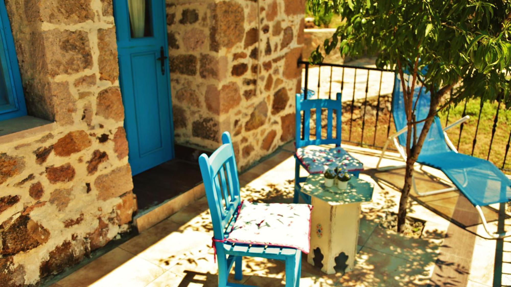 Alterna Koey Evi Guest House Ayvacik ภายนอก รูปภาพ